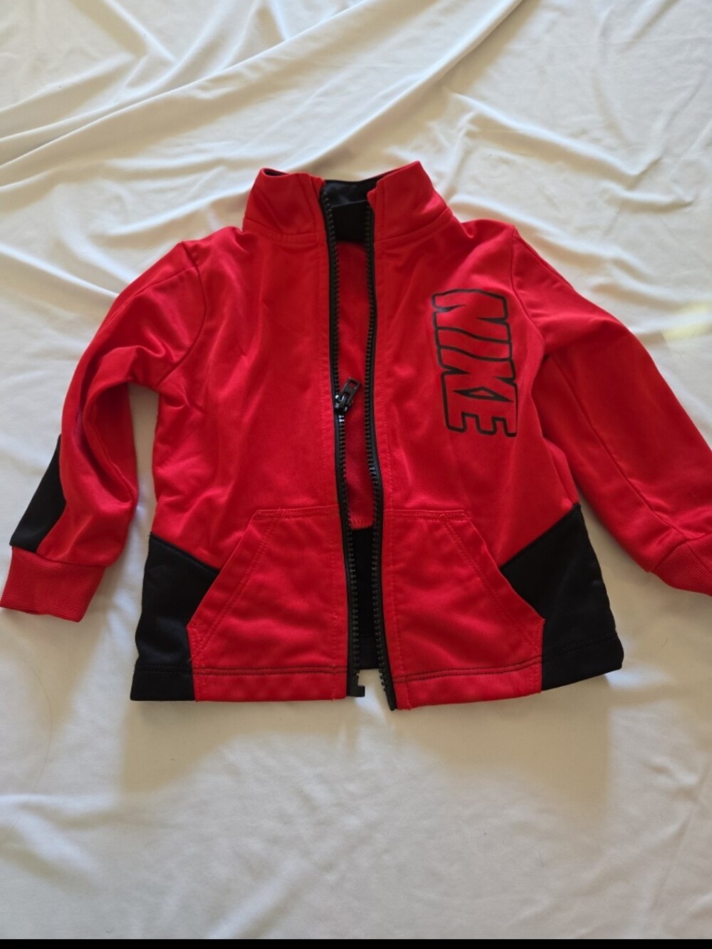 Nike infant boy 18m red jacket #B3